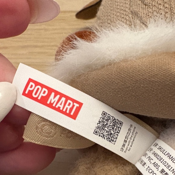 Winter Sullpanda Symphony with card Labubu Popmart - Picture 3 of 3